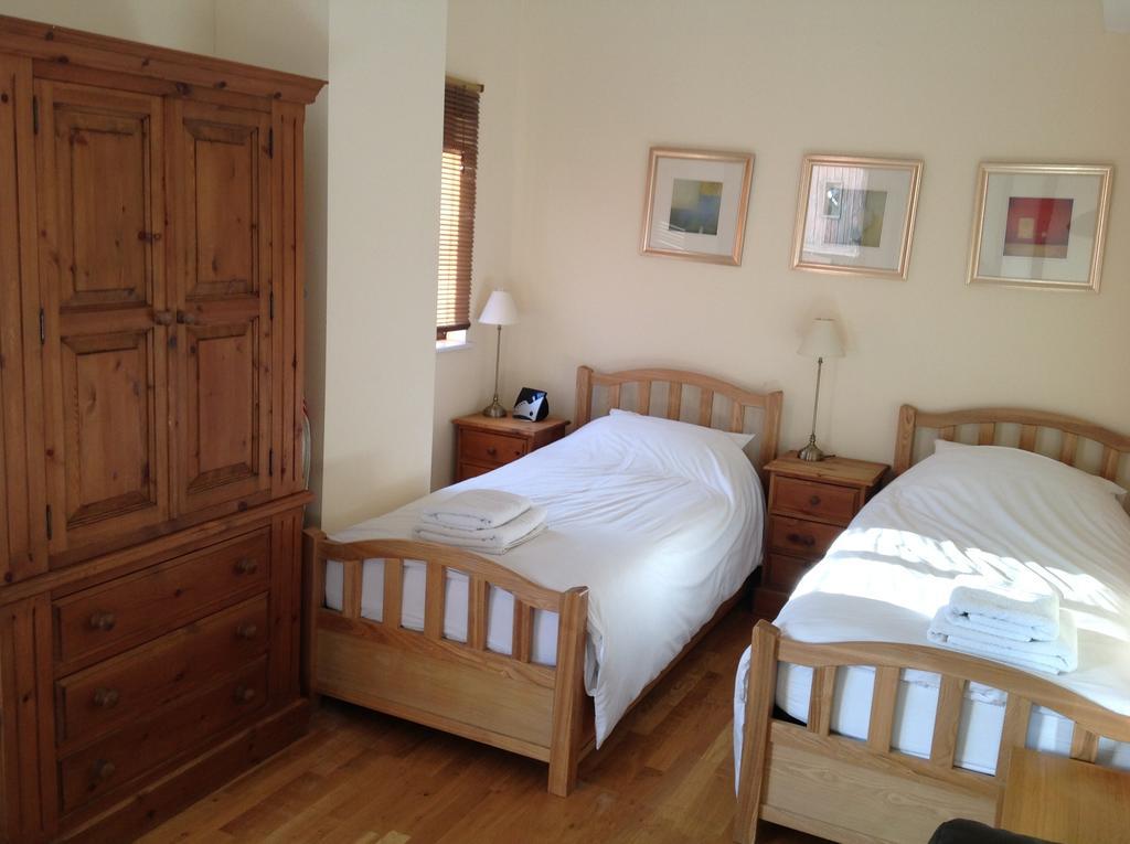 The Stableyard Apartman Bedford Szoba fotó